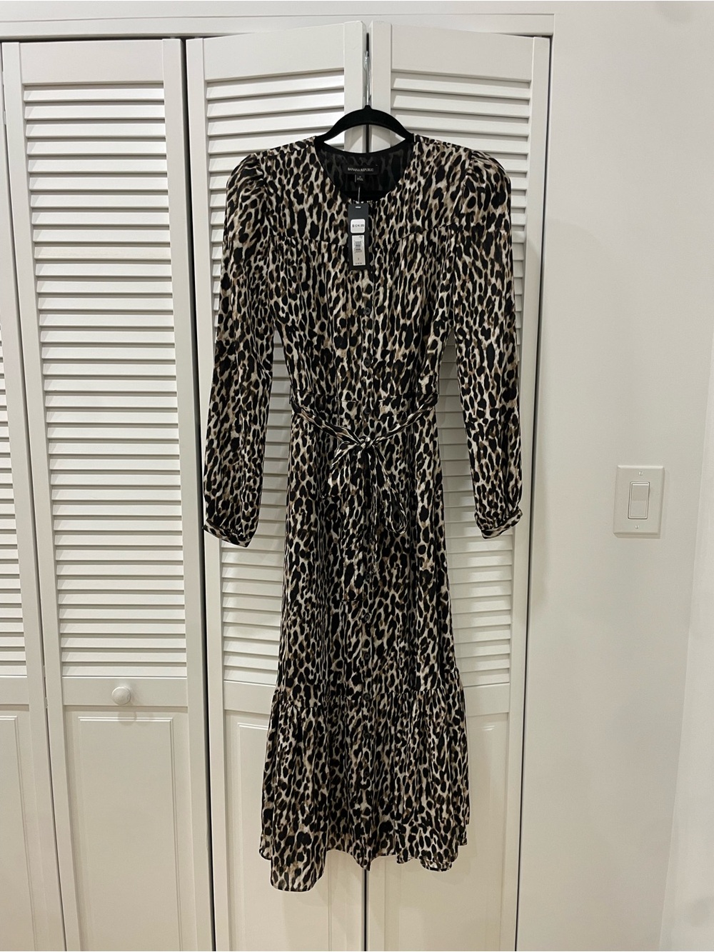 NWT Banana Republic Leopard Print Midi Dress Size 2 Belted Long Sleeve